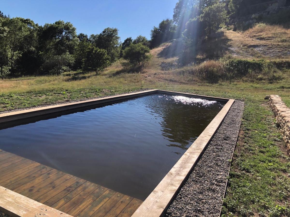 Logement Calme Avec Vue Sur Le Luberon Saignon Exterior photo